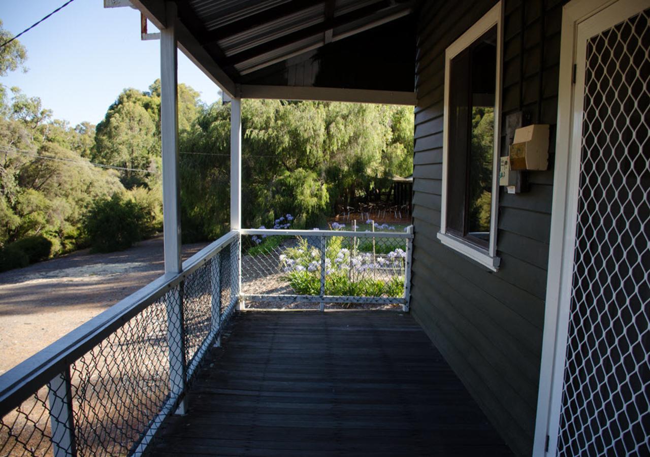 Wellington Forest Cottages エクステリア 写真